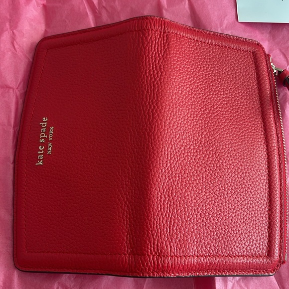 NWT Red Kate spade Clutch. - Picture 4 of 13